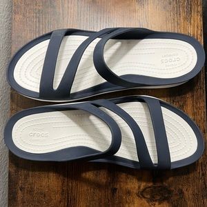 Women’s Iconic CROC Comfort Sandals size 10W